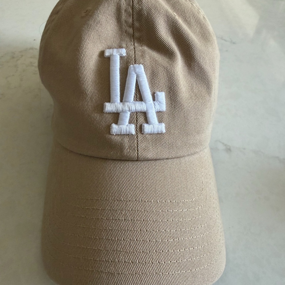 LA Dodgers Baseball Cap with White Embroidery